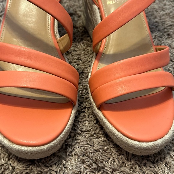 Lauren Conrad Platform Sandals - Size 10 - Picture 5 of 9